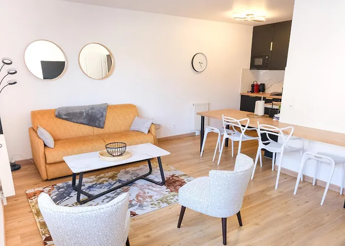 Gare Centre Ménage Et Linge Inclus Apartamento Ruan